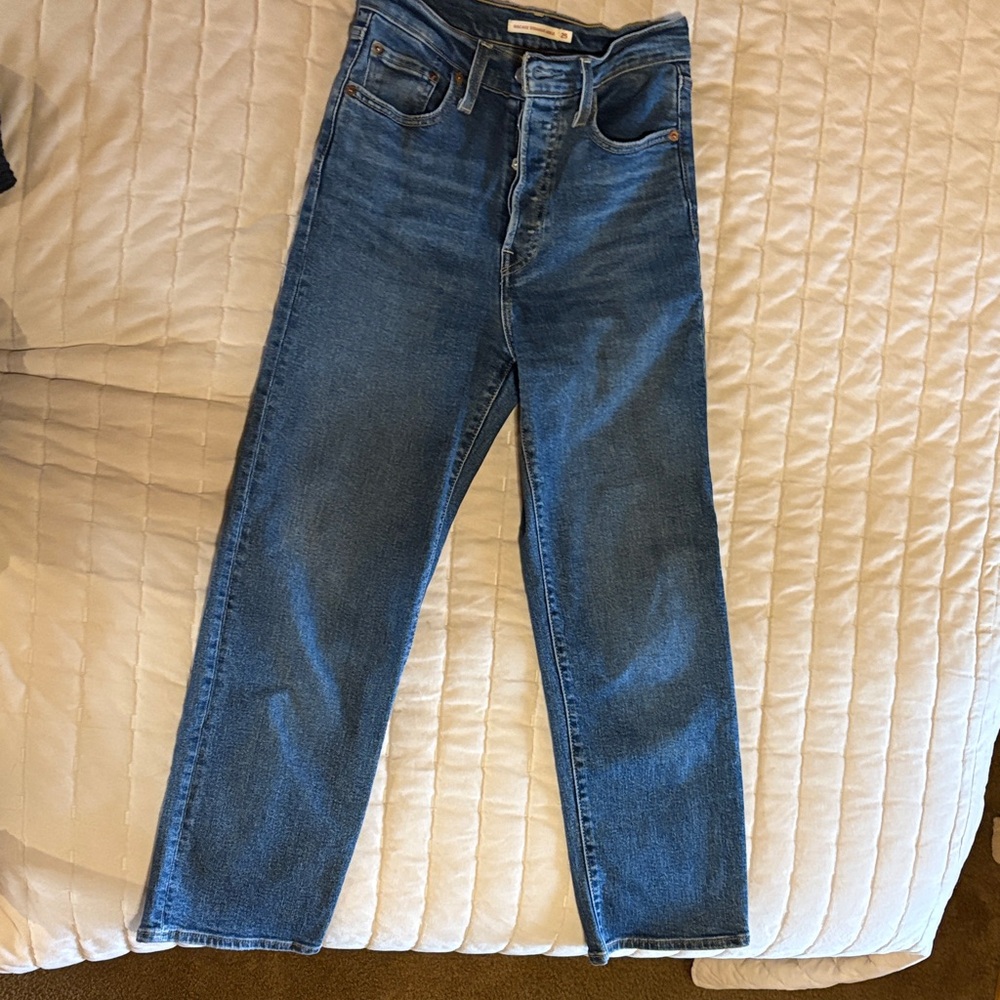 Levi's Women's Ribcage Straight Ankle Jeans